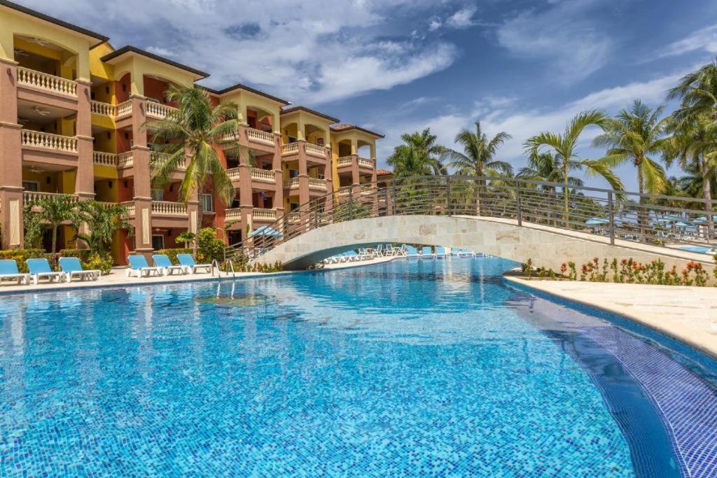 Infinity Bay Spa & Beach Resort Вест Бэй Экстерьер фото